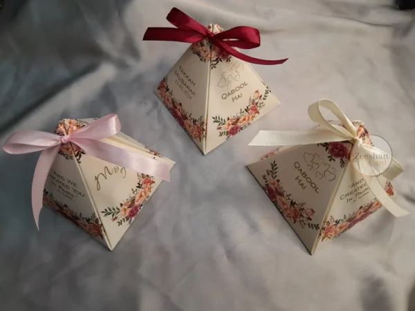 New Floral Design Triangle Box - Image 2