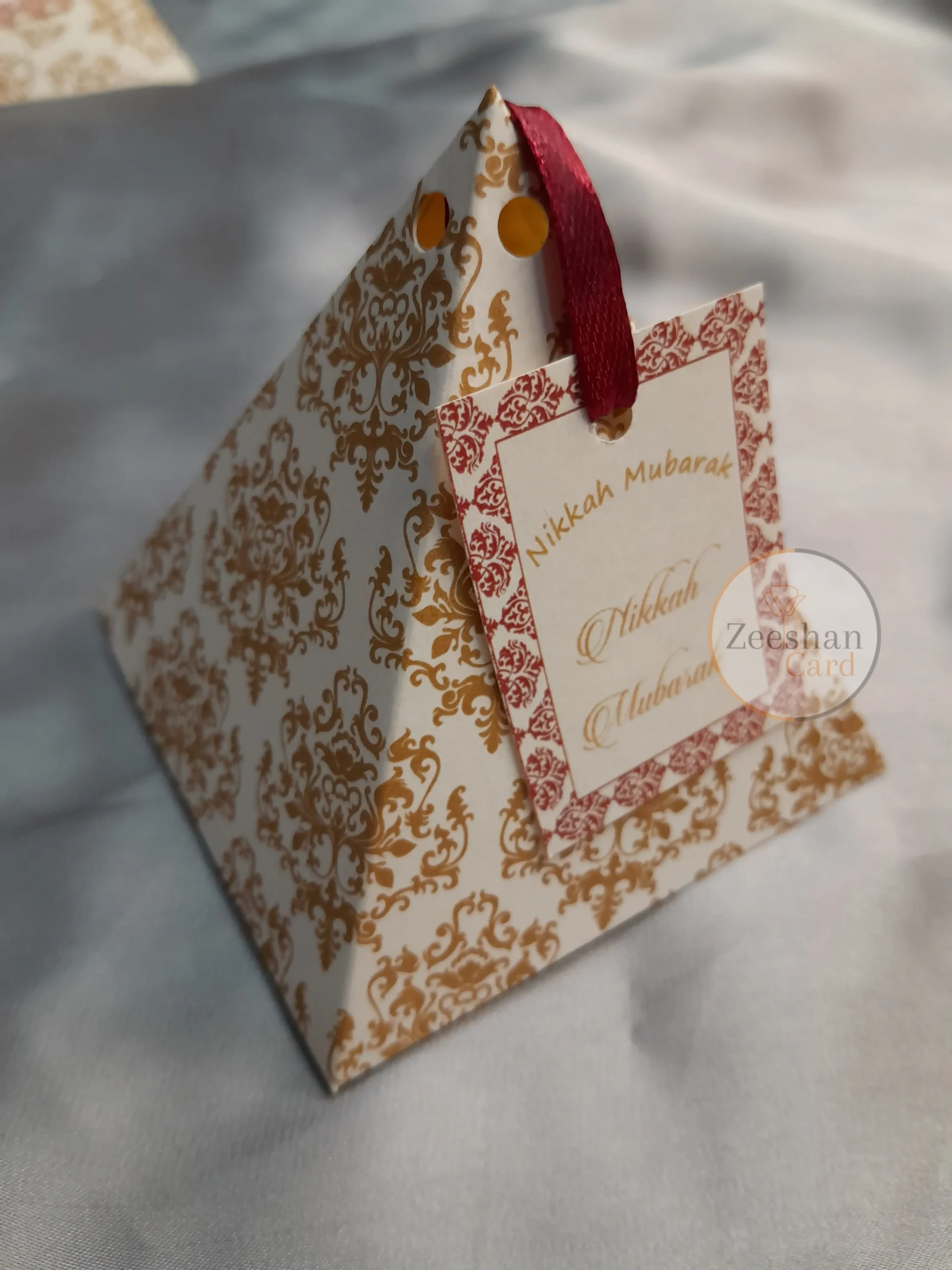Tag Triangle Box With Jal Print