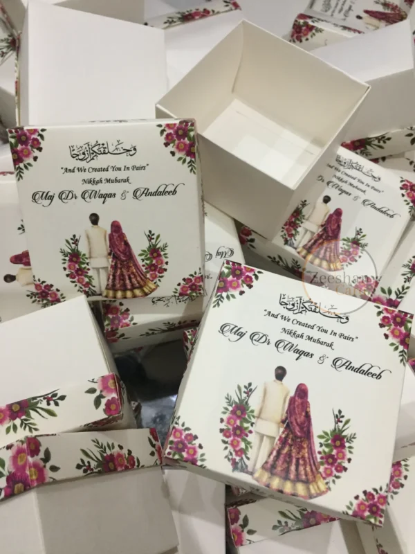 Floral Printed Design With Couple - Image 4