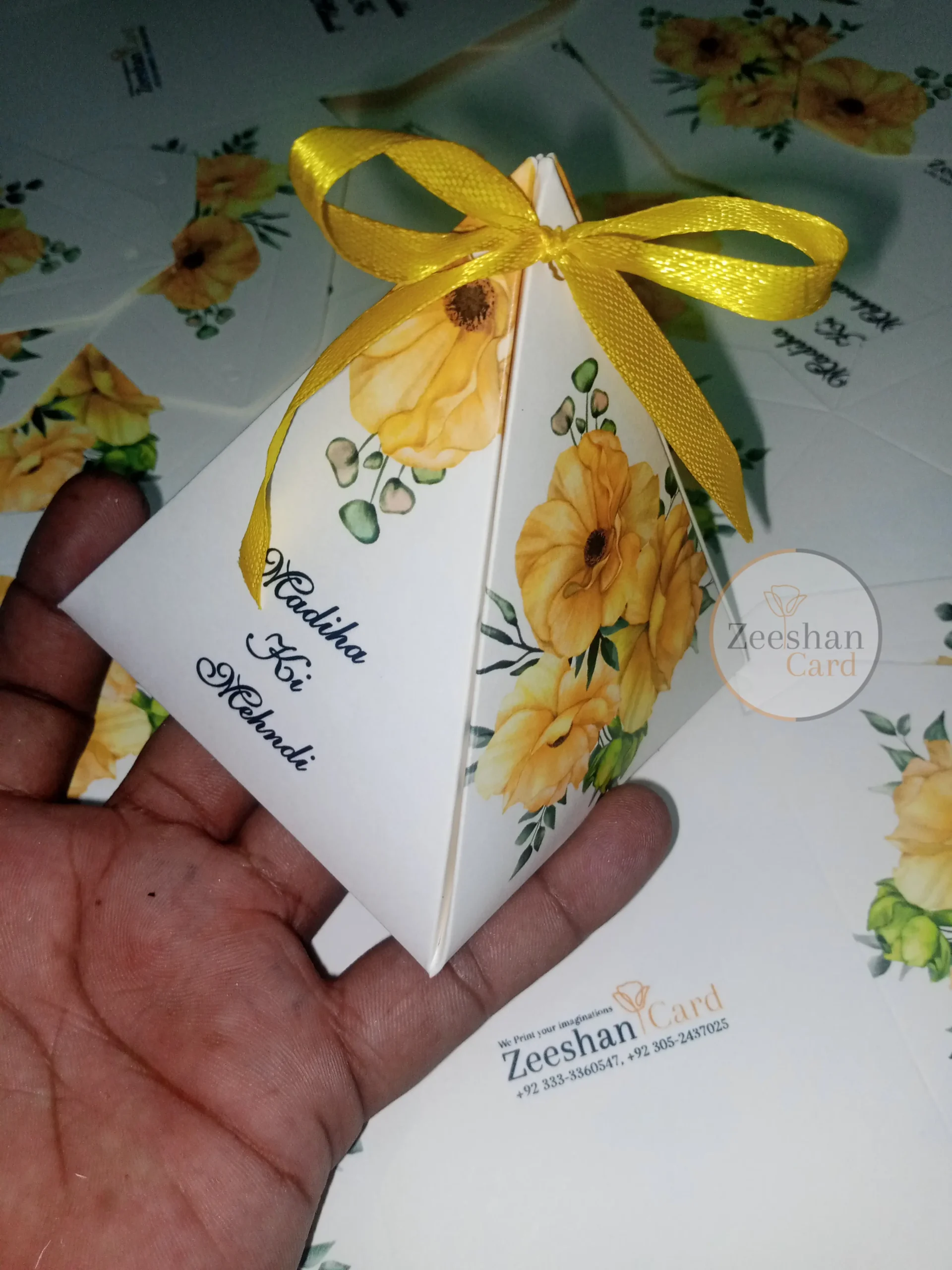 Mehdi Triangle Box With Ribbon