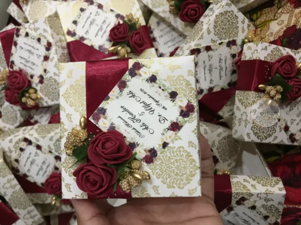 Maroon Flower Box With Tag - Image 3