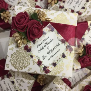 Maroon Flower Box With Tag