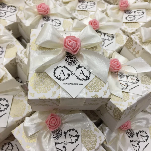 New Design Bid Box With Flower And Tag - Image 4